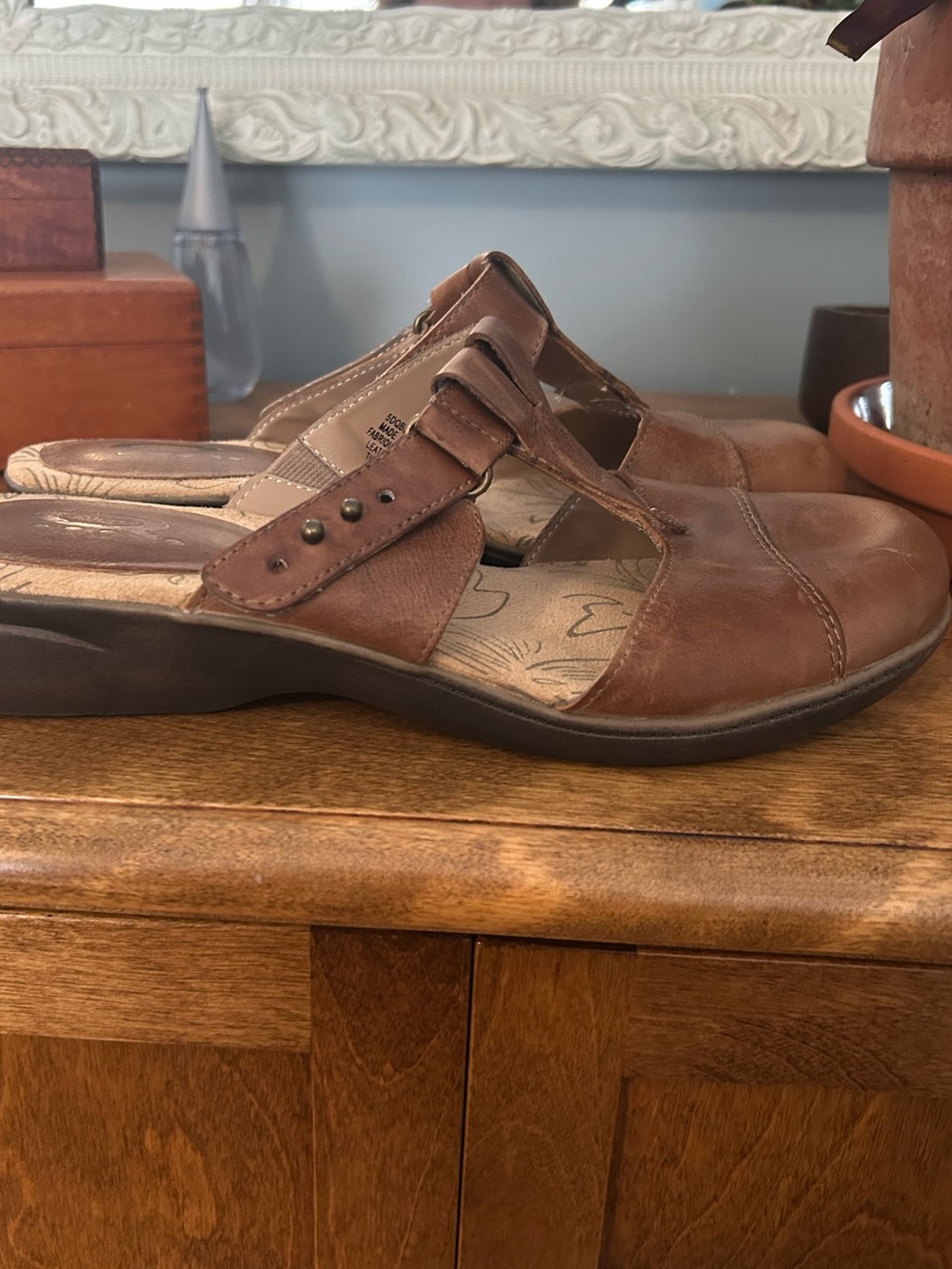 Denver Hayes Quad Comfort Genuine Leather Mules/Clogs in Caramel Brown